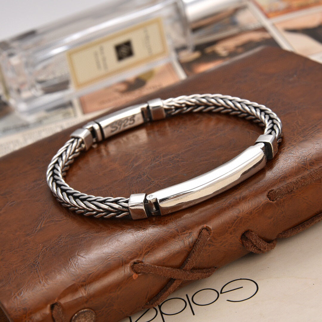 Tsinglong-Smooth Minimalist Handcrafted Woven Bracelet