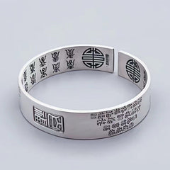 Tsinglong-Solid Vintage 'Hundred Blessings' Bangle