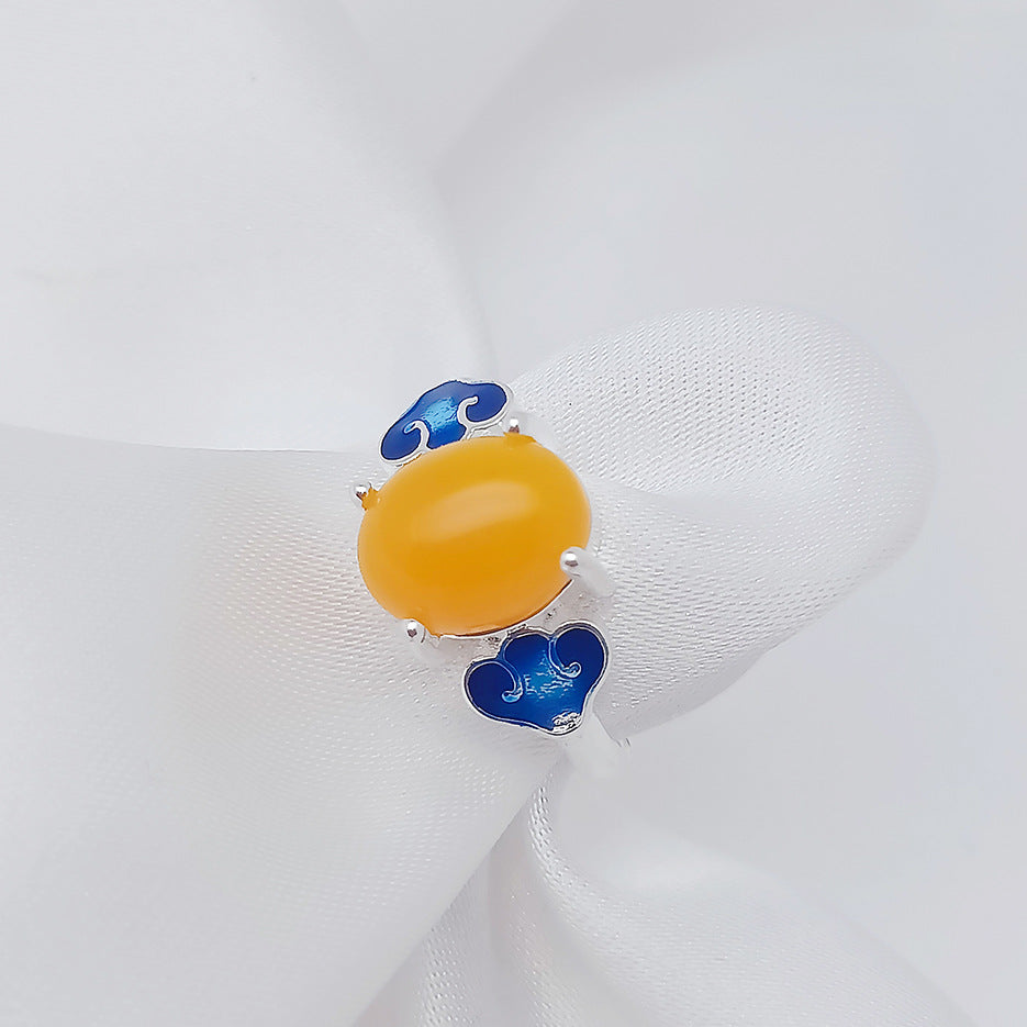 Tsinglong-Beeswax Ruyi Cabochon Ring