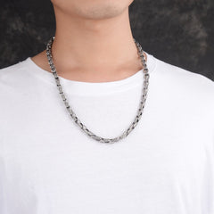 Tsinglong-Heavy-Duty Solid Tangka Pattern Necklace